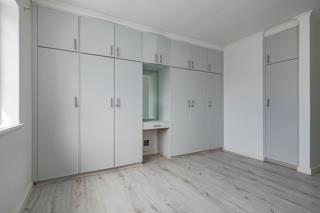 3 Bedroom Property for Sale in Bloubergrant Western Cape